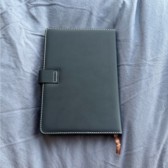 Black Folio Notebook - Picture 7 of 8
